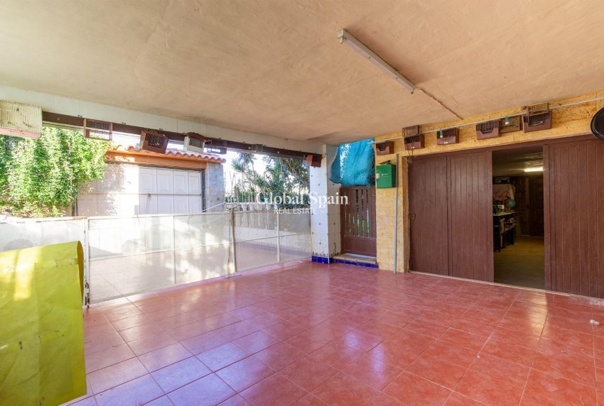 Odsprzedaż - WILLA  -
TORREVIEJA - LOS BALCONES - LOS ALTOS
