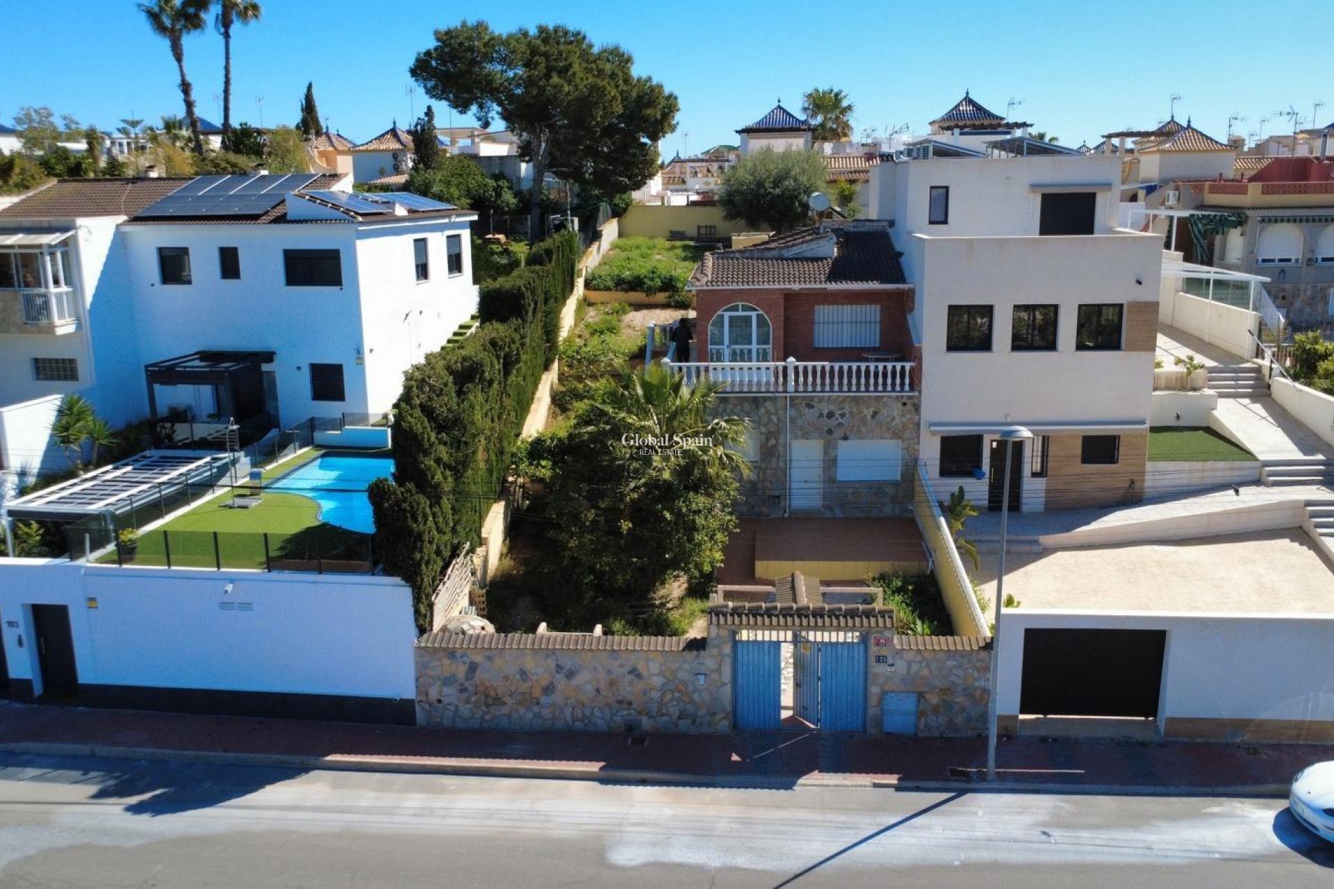 Odsprzedaż - WILLA  -
TORREVIEJA - LOS BALCONES - LOS ALTOS