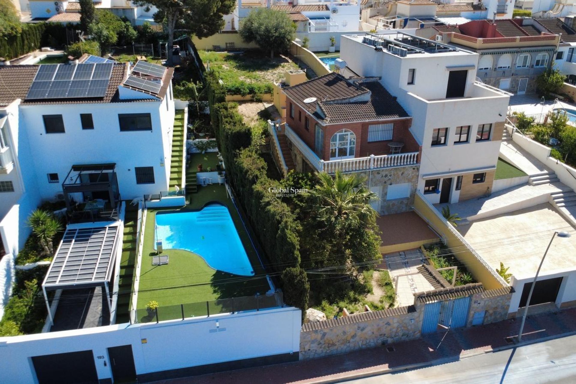Odsprzedaż - WILLA  -
TORREVIEJA - LOS BALCONES - LOS ALTOS