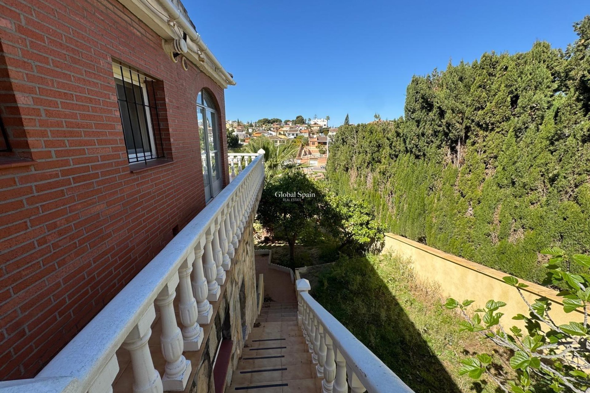 Odsprzedaż - WILLA  -
TORREVIEJA - LOS BALCONES - LOS ALTOS