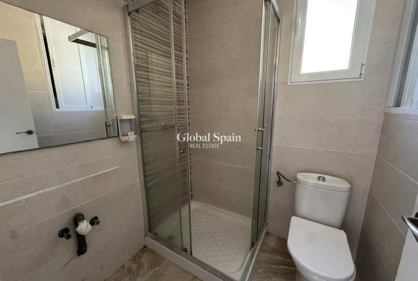Odsprzedaż - WILLA  -
TORREVIEJA - LOS BALCONES - LOS ALTOS