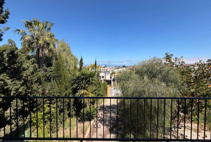 Odsprzedaż - WILLA  -
TORREVIEJA - LOS BALCONES - LOS ALTOS