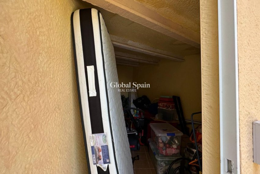 Odsprzedaż - WILLA  -
TORREVIEJA - LOS BALCONES - LOS ALTOS