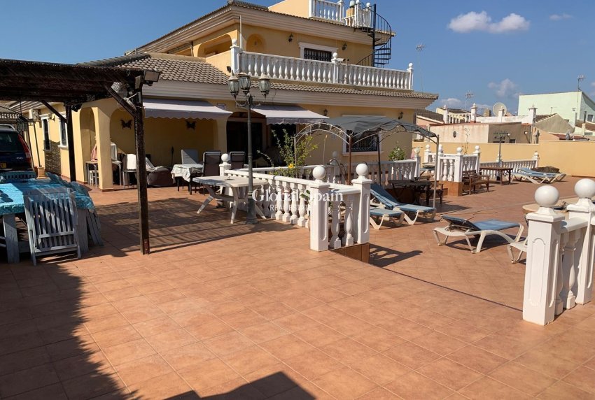 Odsprzedaż - WILLA  -
TORREVIEJA - LOS BALCONES - LOS ALTOS