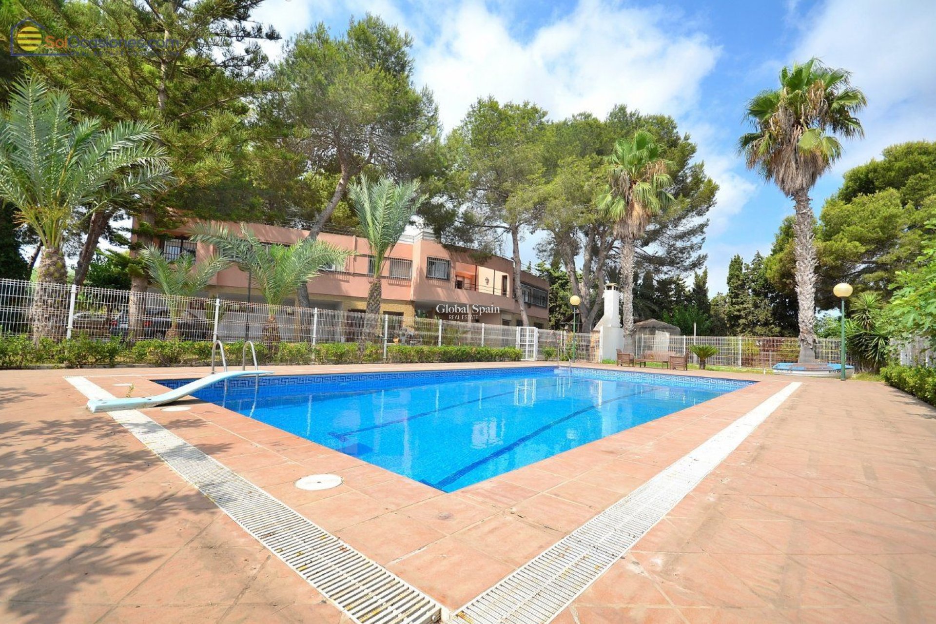 Odsprzedaż - WILLA  -
TORREVIEJA - LOS BALCONES - LOS ALTOS