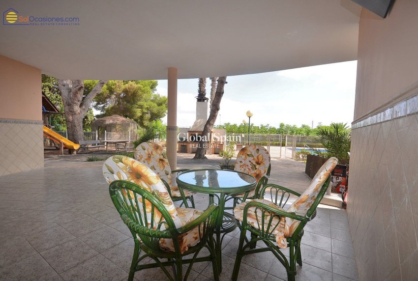 Odsprzedaż - WILLA  -
TORREVIEJA - LOS BALCONES - LOS ALTOS