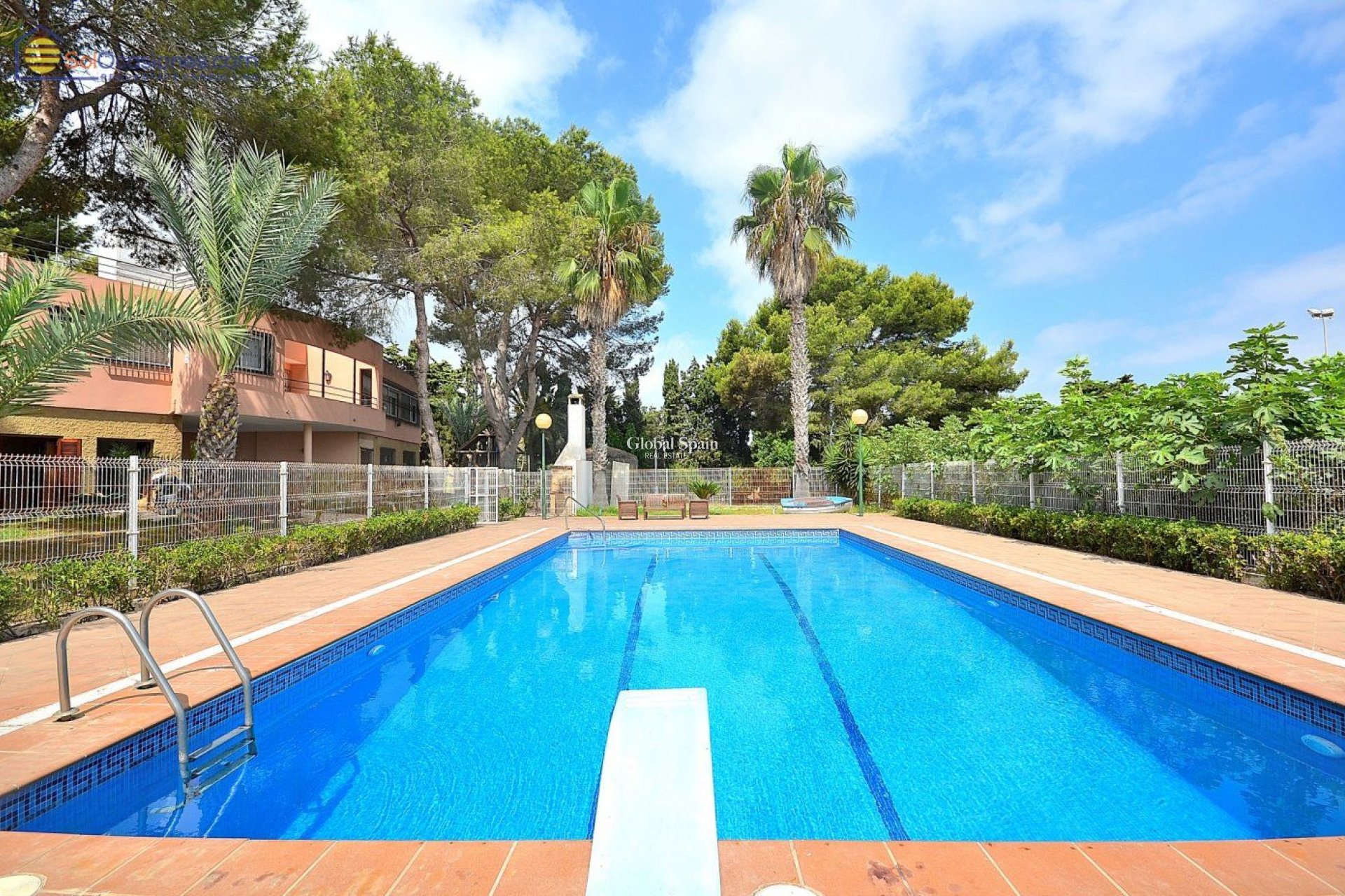Odsprzedaż - WILLA  -
TORREVIEJA - LOS BALCONES - LOS ALTOS
