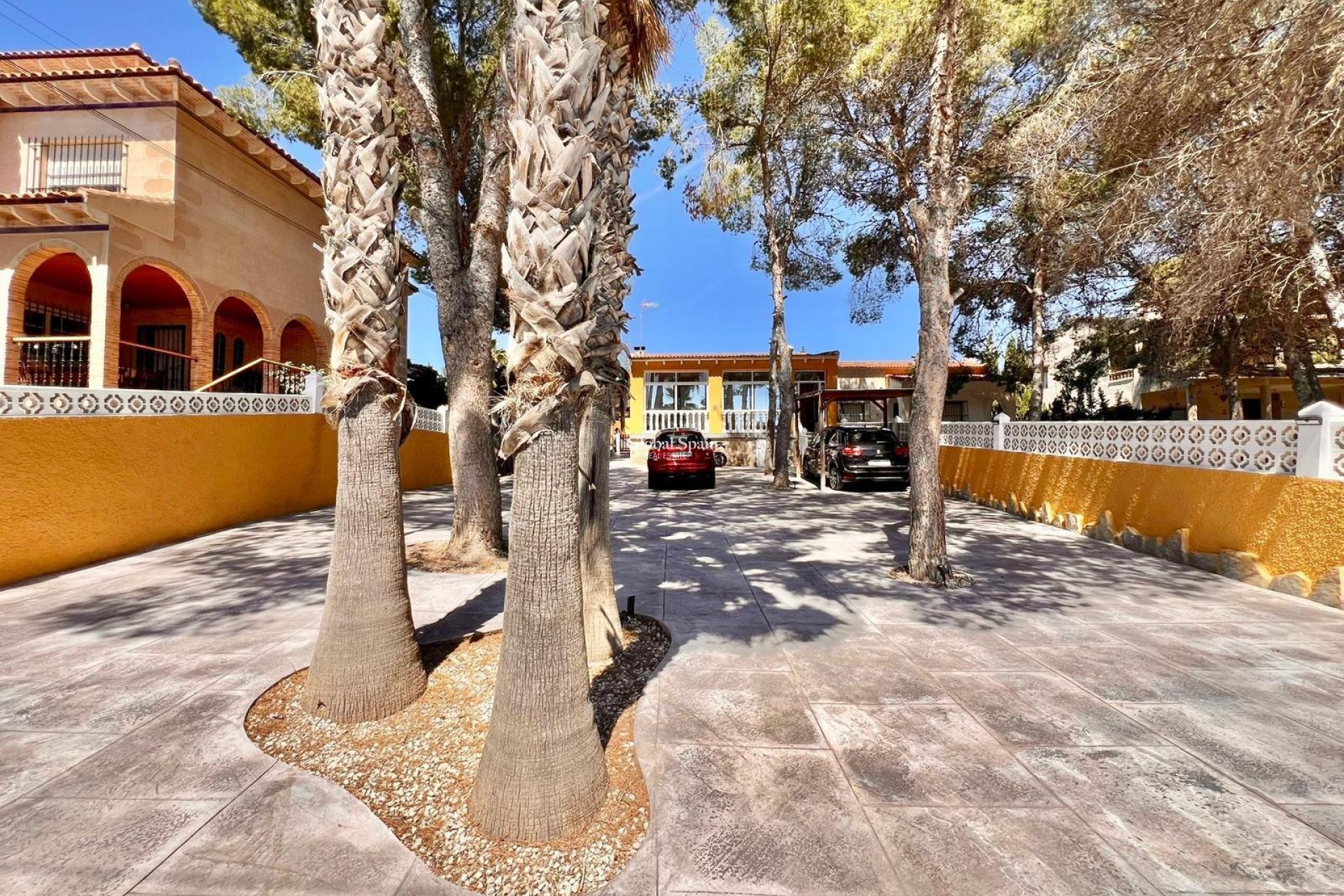 Odsprzedaż - WILLA  -
TORREVIEJA - LOS BALCONES - LOS ALTOS