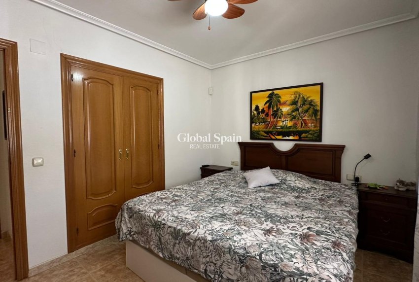 Odsprzedaż - WILLA  -
TORREVIEJA - LOS BALCONES - LOS ALTOS