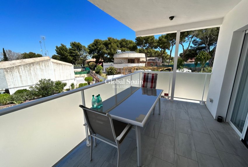 Odsprzedaż - WILLA  -
TORREVIEJA - LOS BALCONES - LOS ALTOS