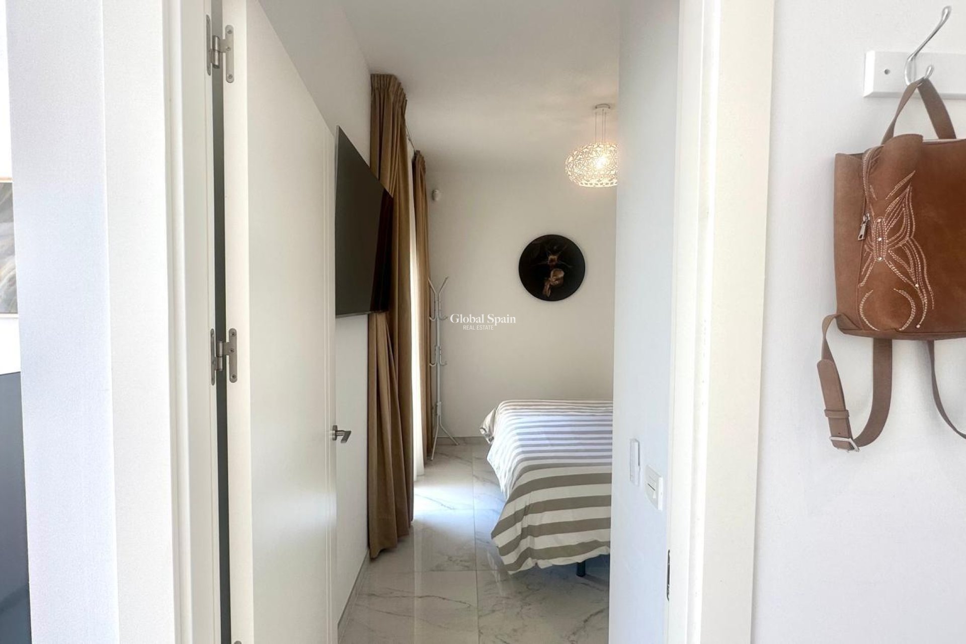 Odsprzedaż - WILLA  -
TORREVIEJA - Miramar - Torre Del Moro