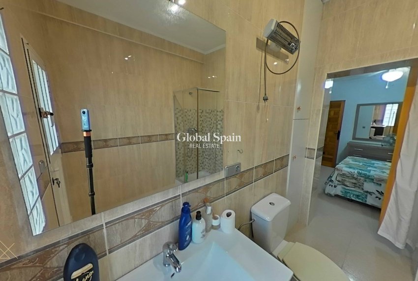 Odsprzedaż - WILLA  -
TORREVIEJA - San Luis