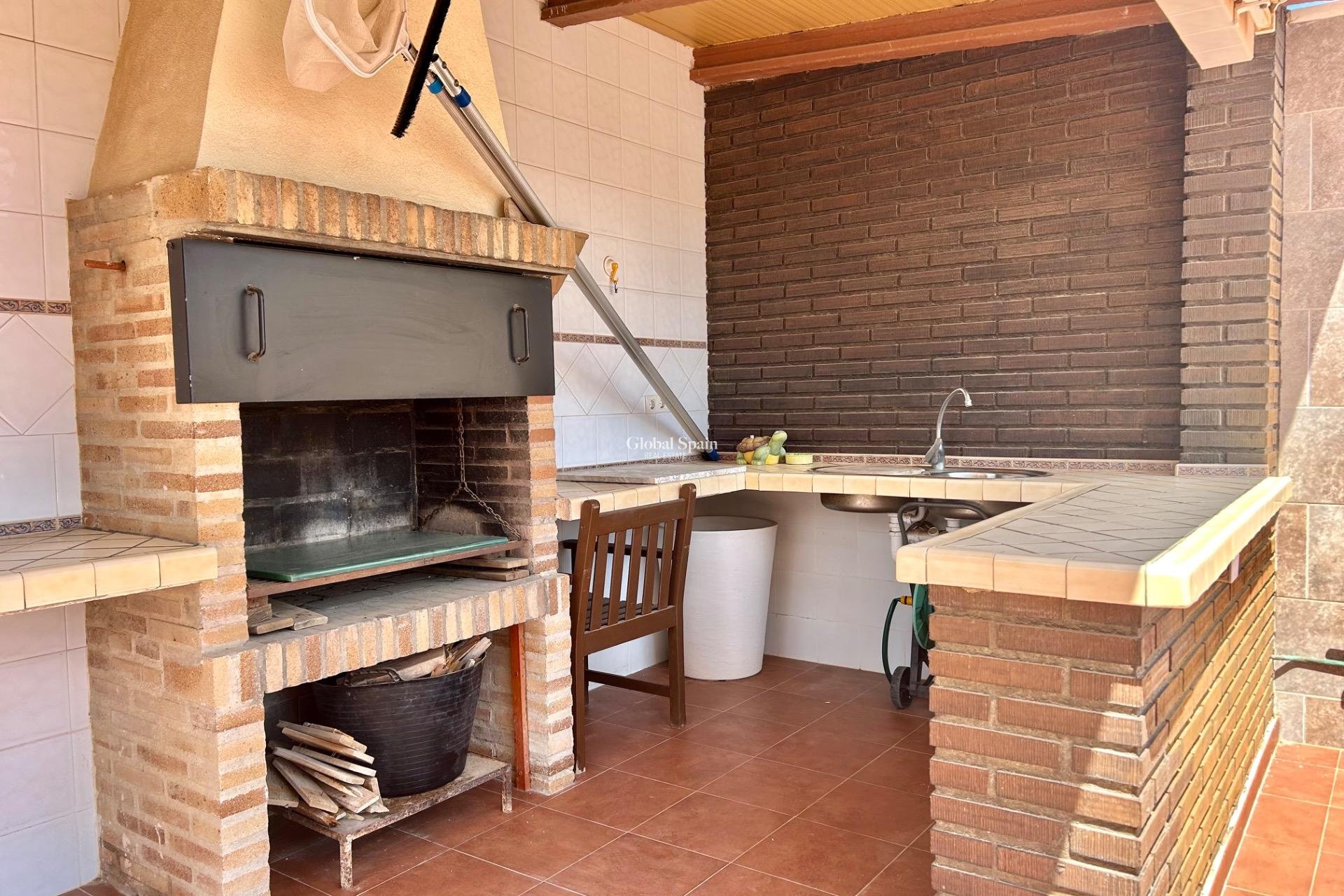 Odsprzedaż - WILLA  -
TORREVIEJA - San Luis