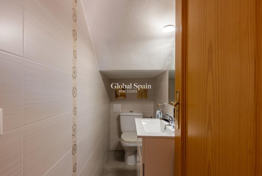 Odsprzedaż - Willa -
TORREVIEJA - Torreblanca