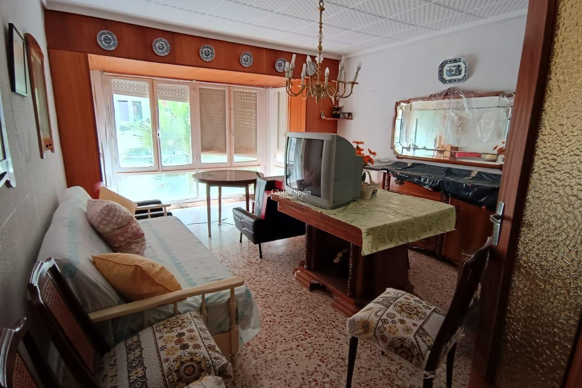 Odsprzedaż - WILLA  -
TORREVIEJA - Torrevieja