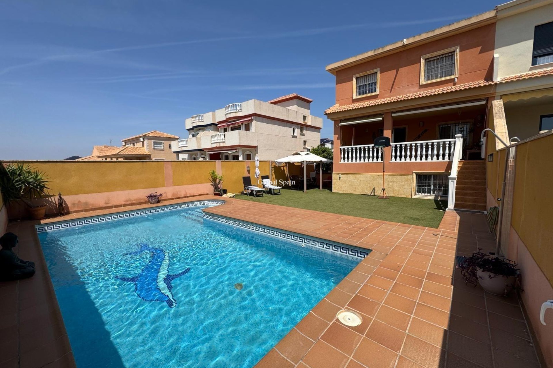 Odsprzedaż - WILLA  -
TORREVIEJA - Zona Los Frutales