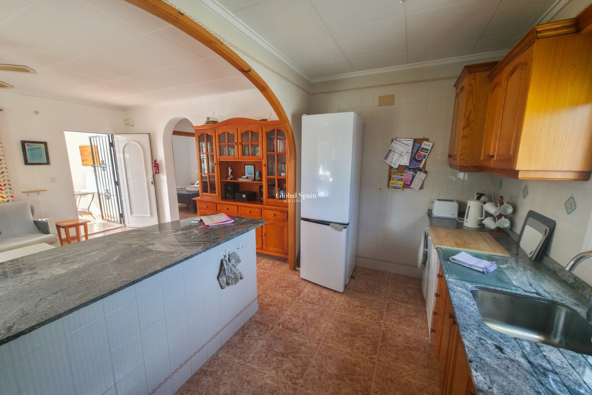 Odsprzedaż - WILLA  -
TORREVIEJA - 