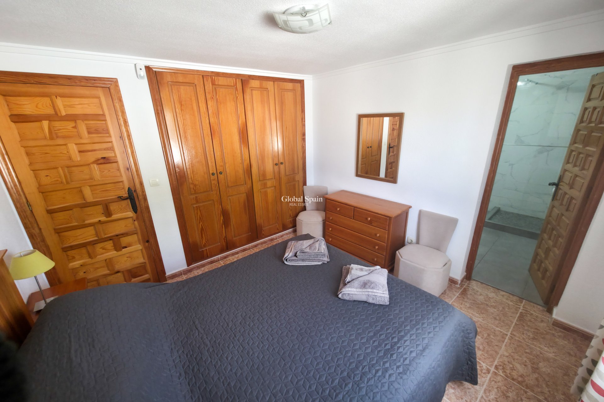 Odsprzedaż - WILLA  -
TORREVIEJA - 