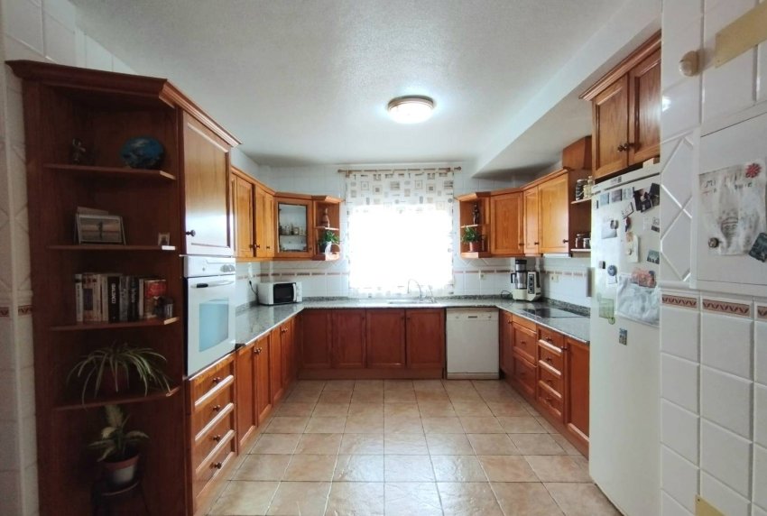 Odsprzedaż - WILLA  -
TORREVIEJA - 