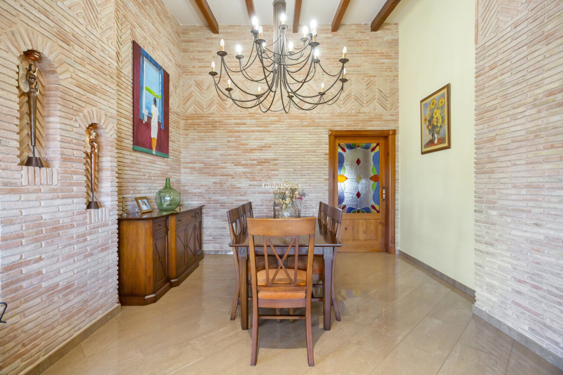 Odsprzedaż - WILLA  -
TORREVIEJA - 