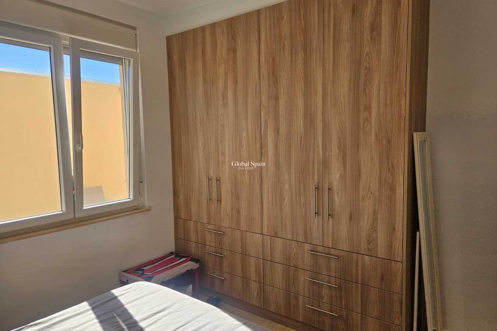 Odsprzedaż - WILLA  -
TORREVIEJA - 
