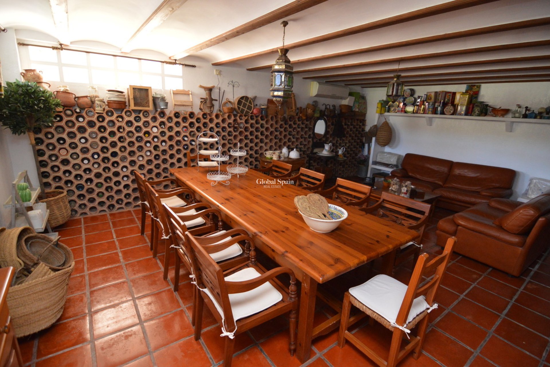 Odsprzedaż - WILLA  -
TORREVIEJA - 