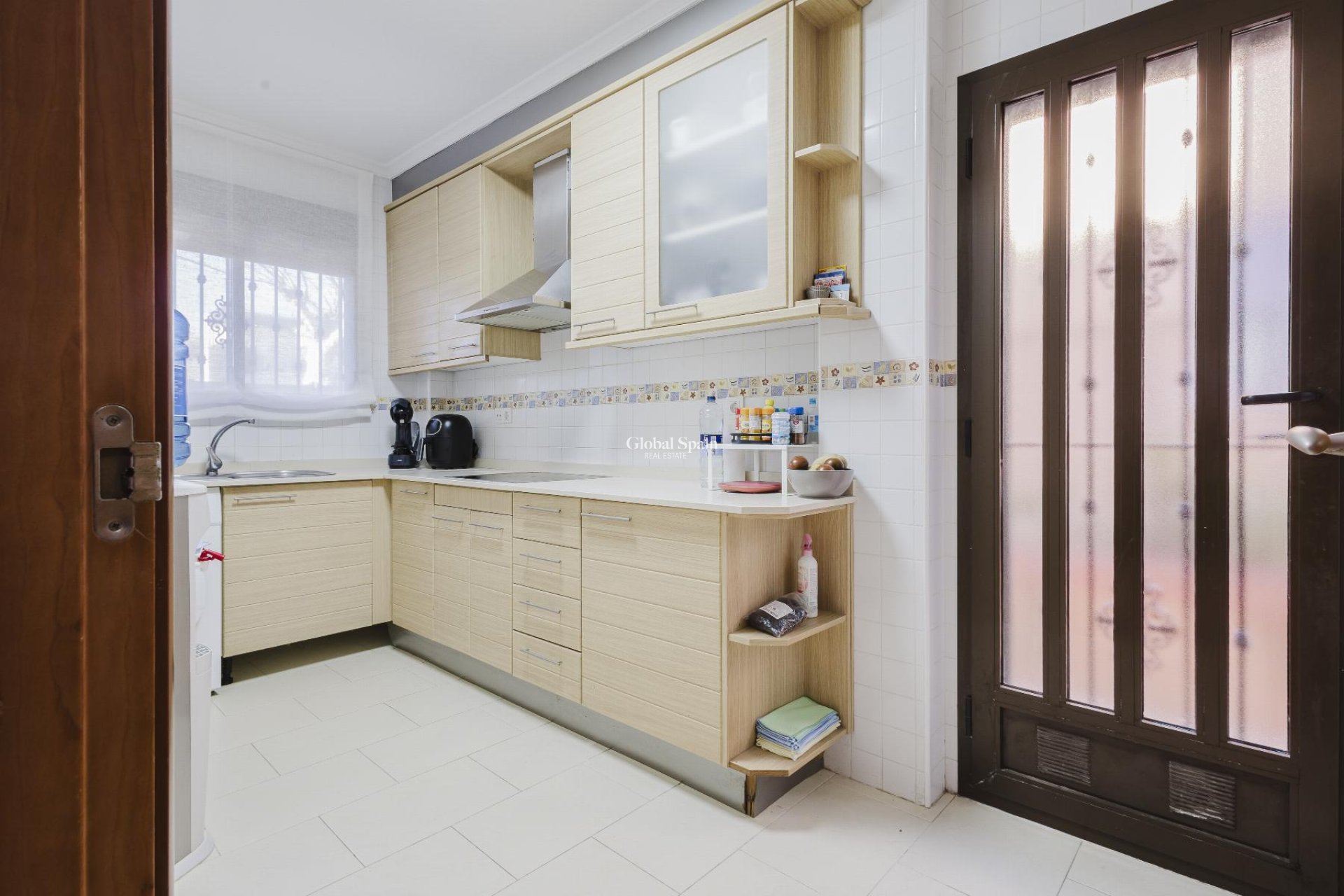 Odsprzedaż - WILLA  -
TORREVIEJA - 