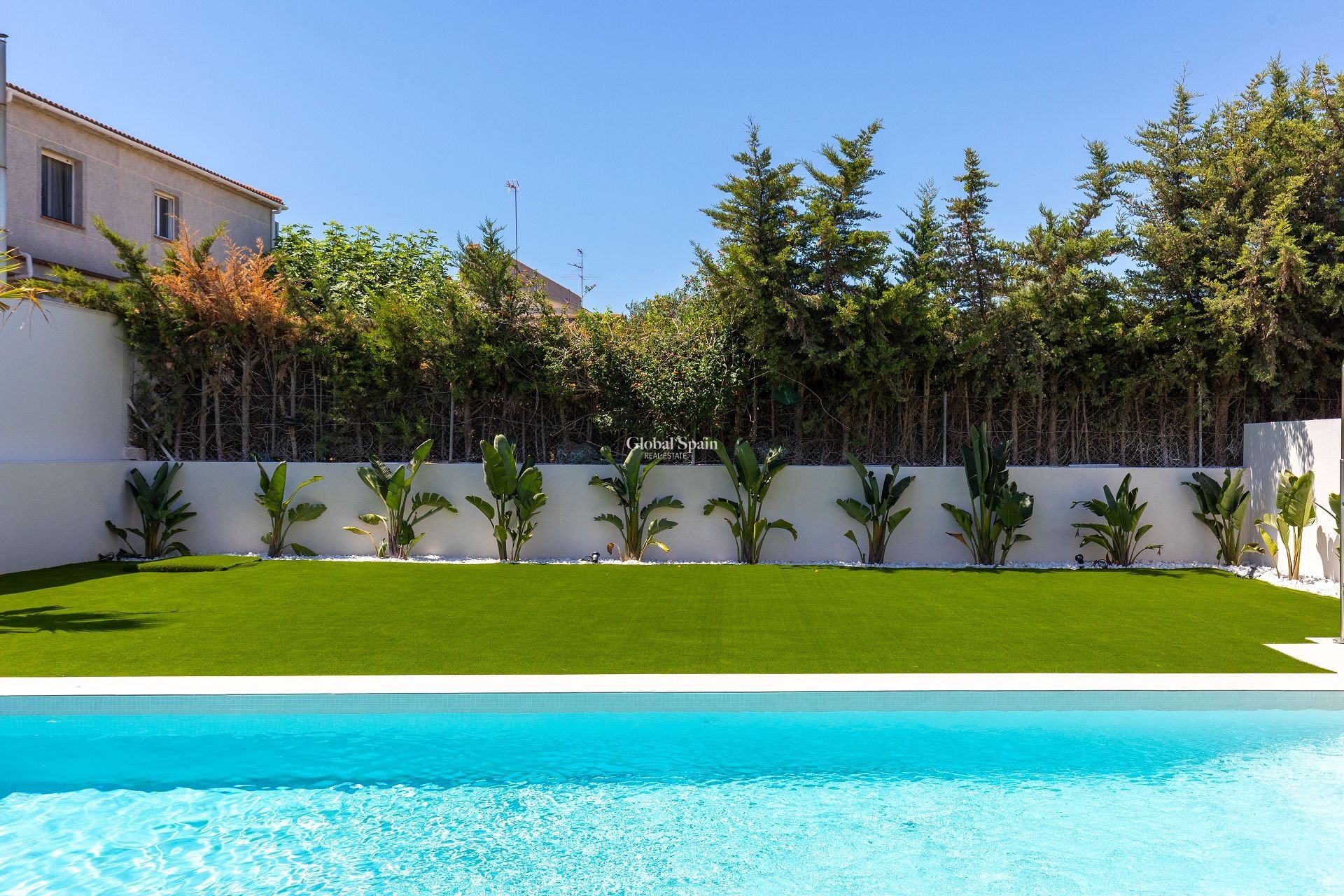 Odsprzedaż - WILLA  -
TORREVIEJA - 