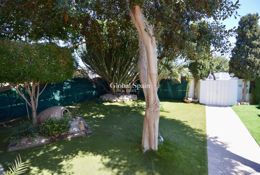 Odsprzedaż - Willa -
TORREVIEJA - 