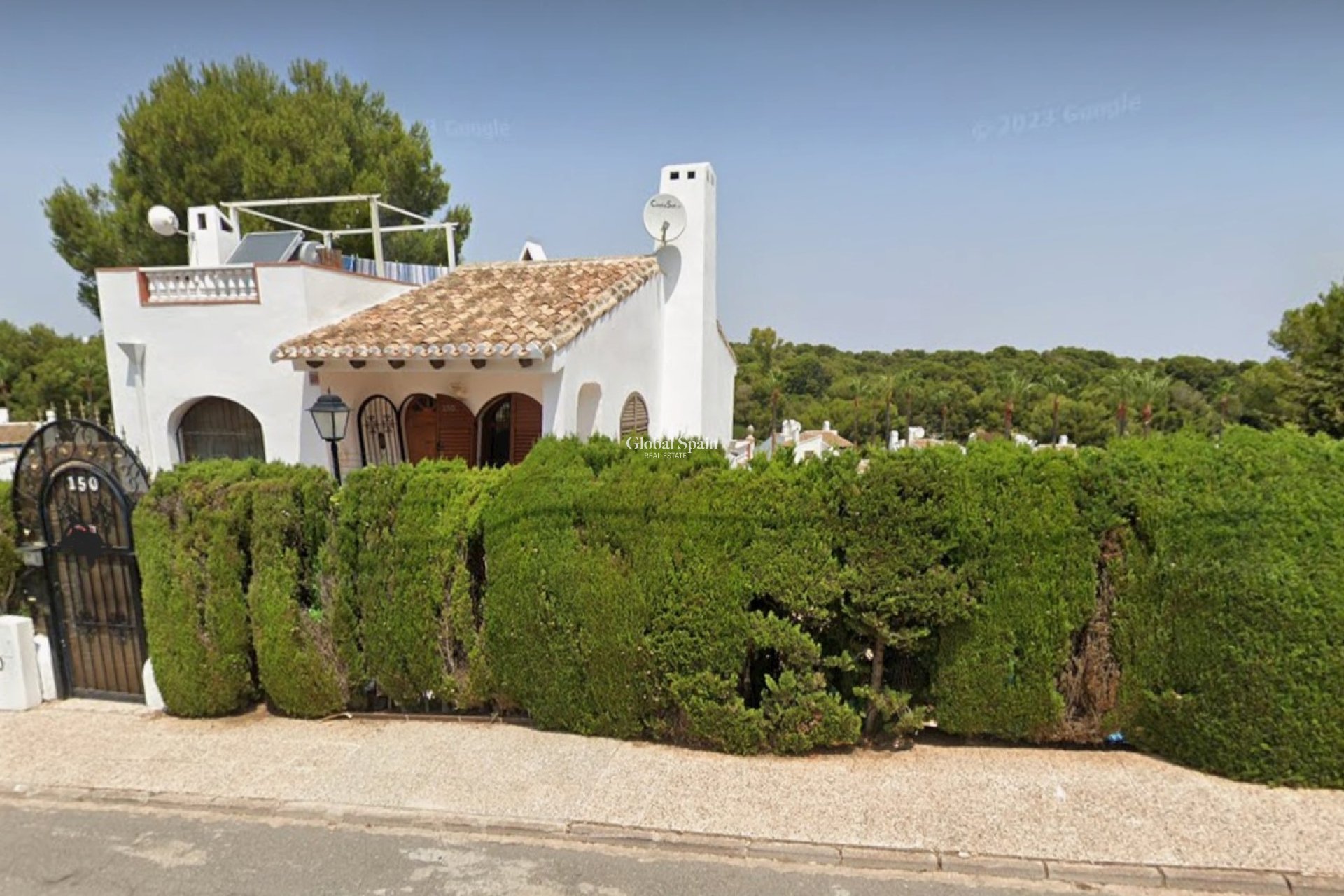 Odsprzedaż - WILLA  -
VILLAMARTÍN - Costa Blanca