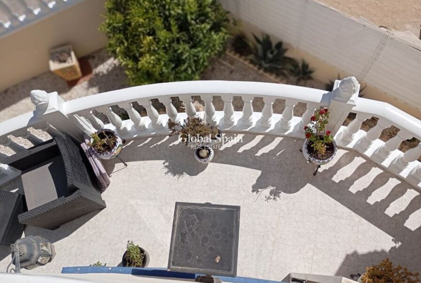 Odsprzedaż - WILLA  -
VILLAMARTÍN - Costa Blanca