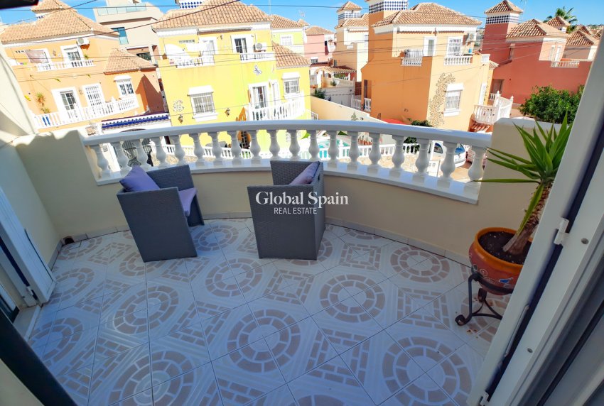 Odsprzedaż - WILLA  -
VILLAMARTÍN - Costa Blanca