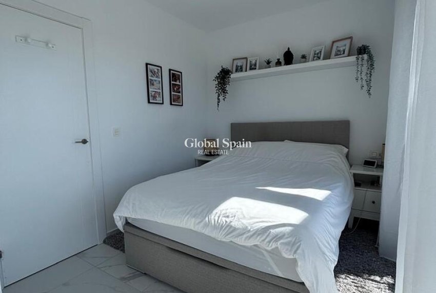 Odsprzedaż - WILLA  -
VILLAMARTÍN - Costa Blanca