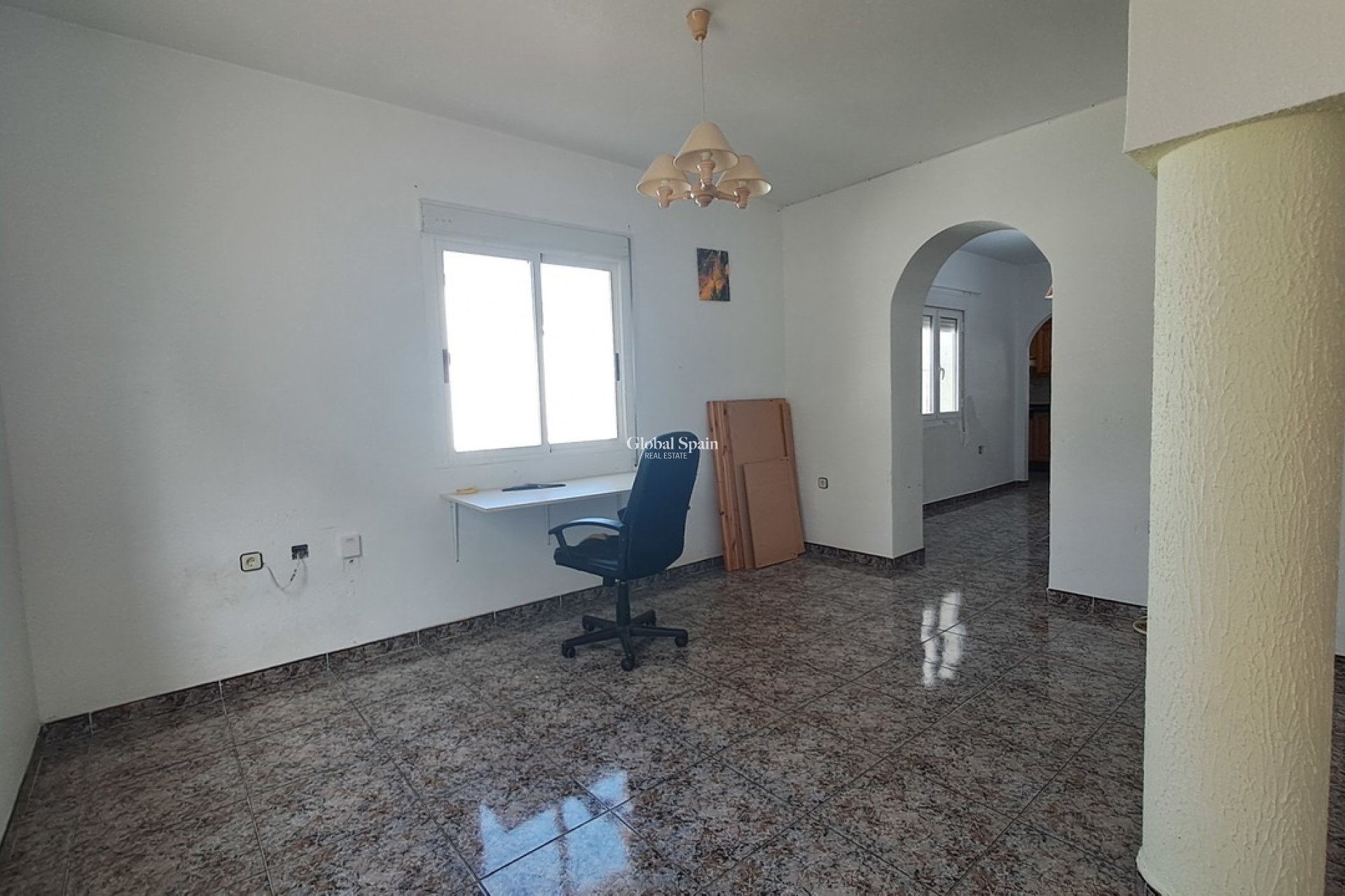 Odsprzedaż - WILLA  -
VILLAMARTÍN - Costa Blanca