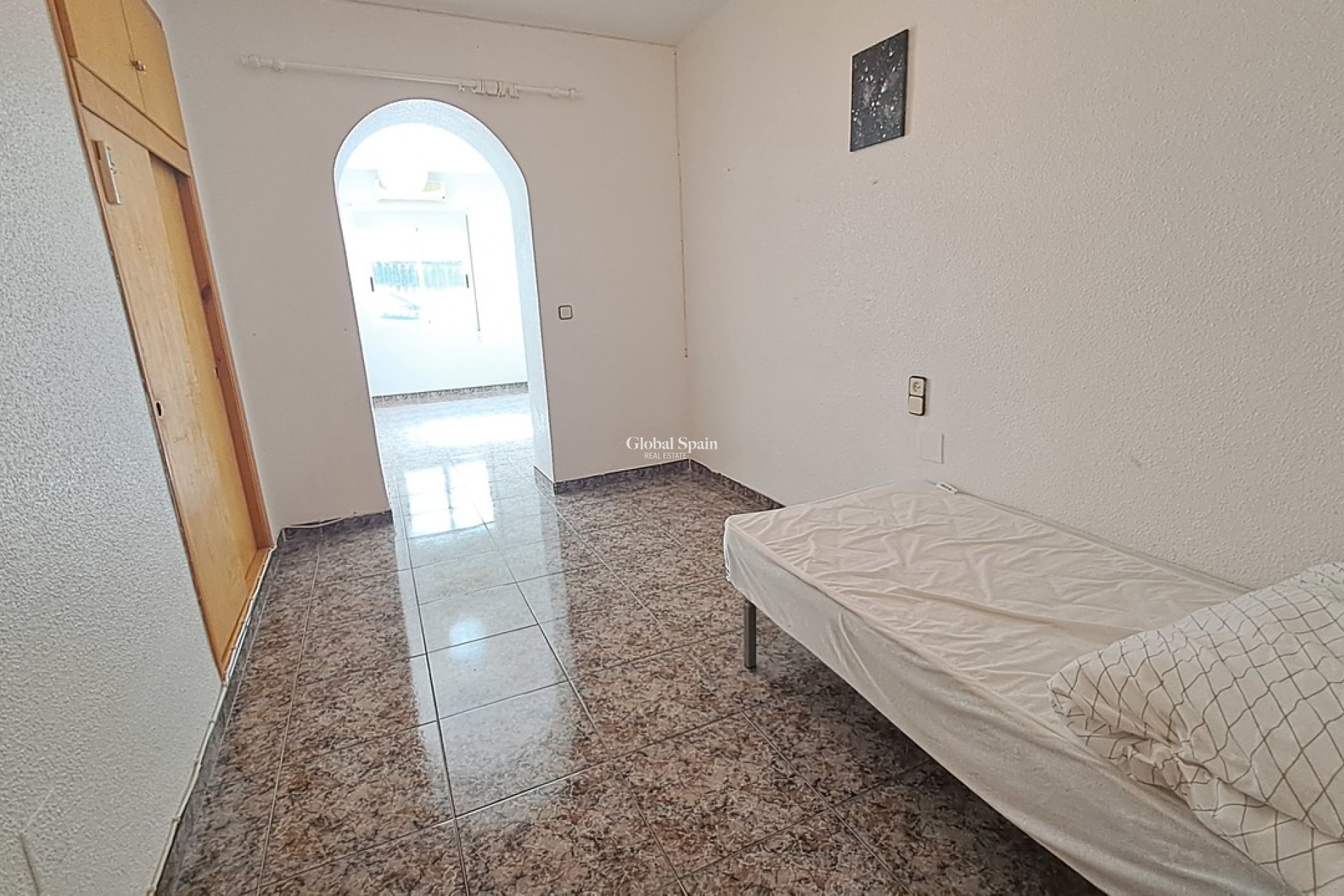 Odsprzedaż - WILLA  -
VILLAMARTÍN - Costa Blanca