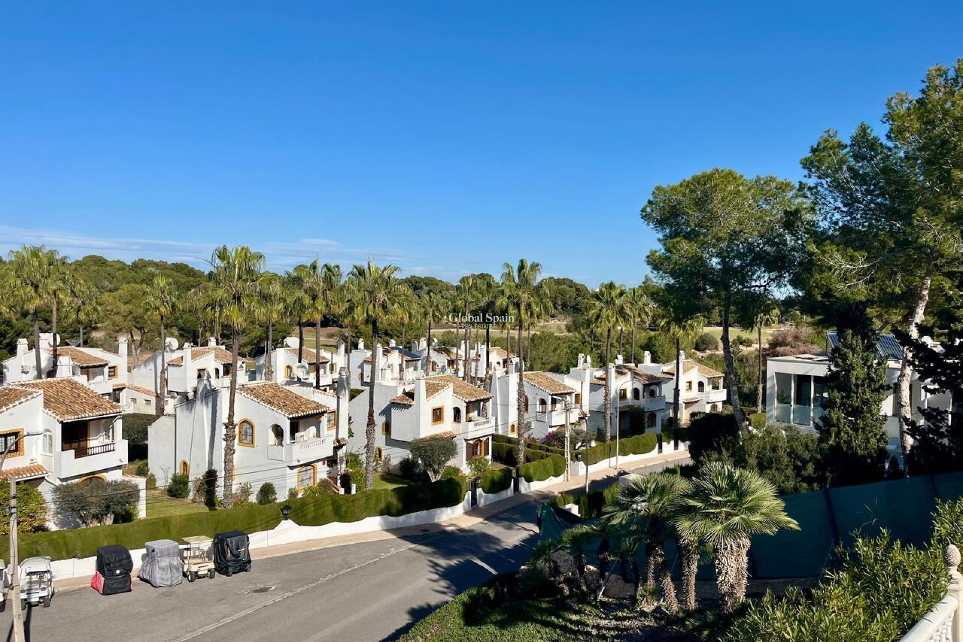 Odsprzedaż - WILLA  -
VILLAMARTÍN - Costa Blanca