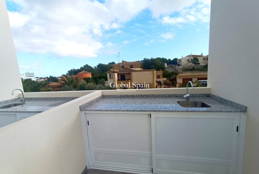 Odsprzedaż - WILLA  -
VILLAMARTÍN - Costa Blanca