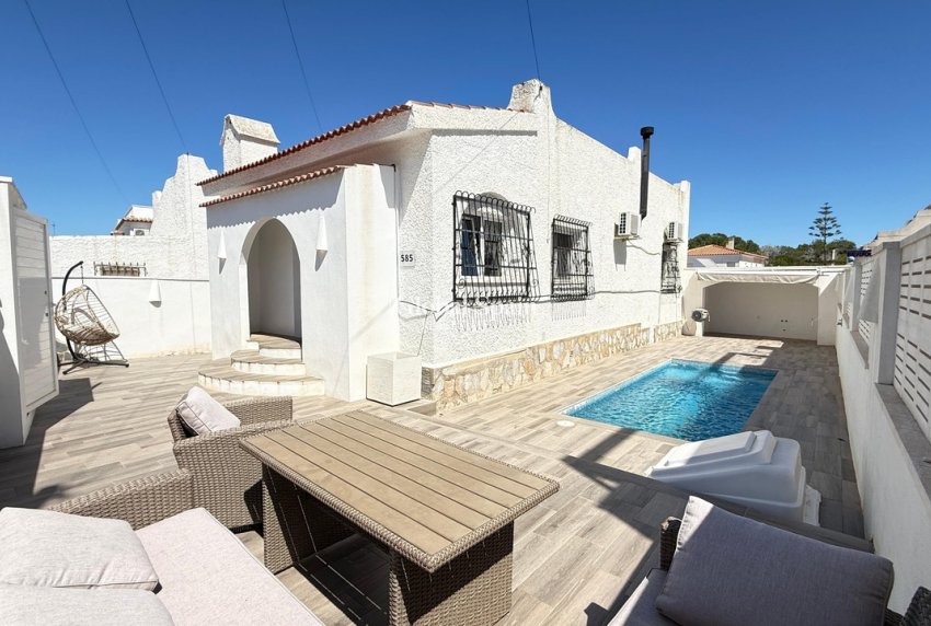 Odsprzedaż - WILLA  -
VILLAMARTÍN - Costa Blanca