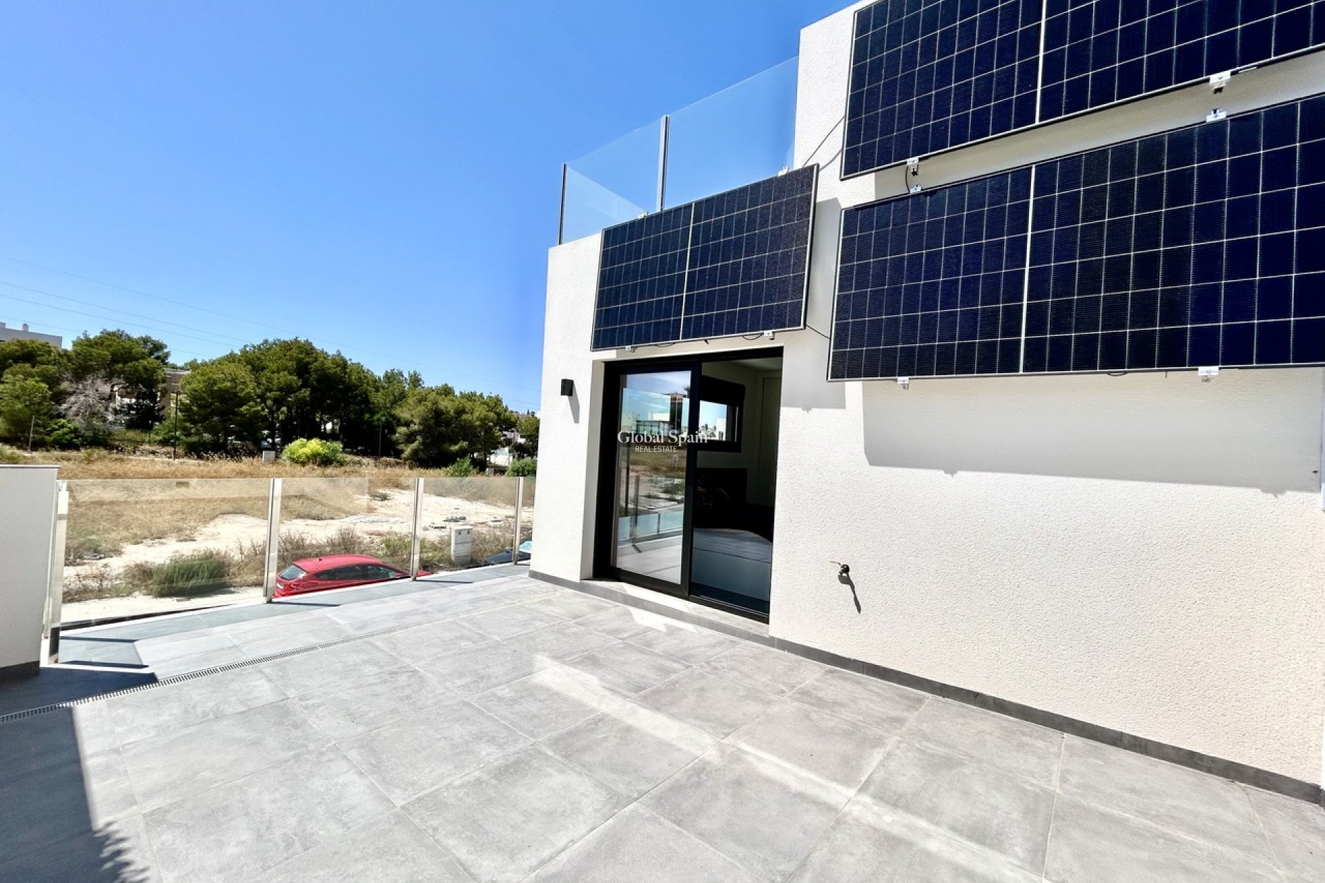 Odsprzedaż - WILLA  -
VILLAMARTÍN - Costa Blanca