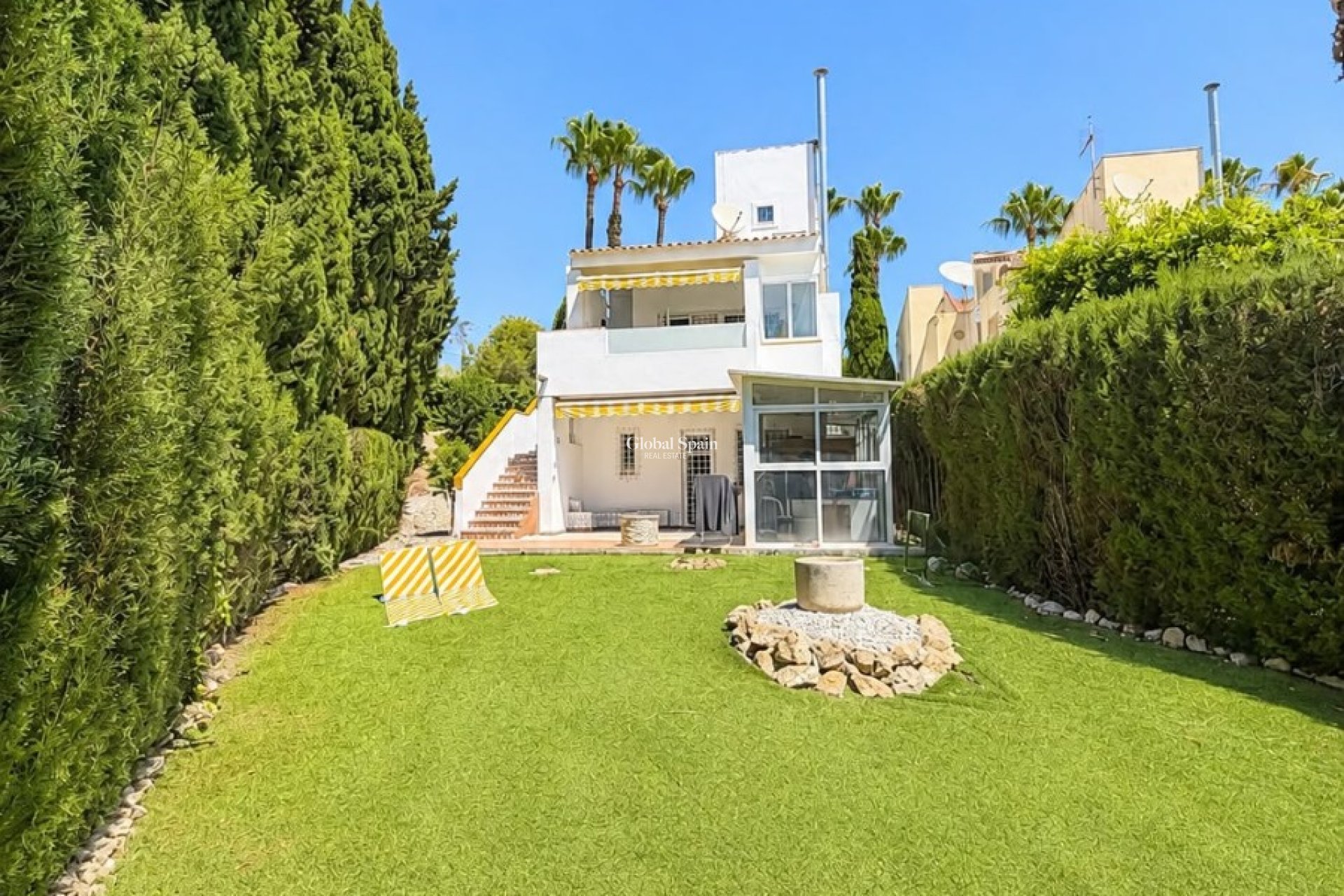 Odsprzedaż - WILLA  -
VILLAMARTÍN - Costa Blanca