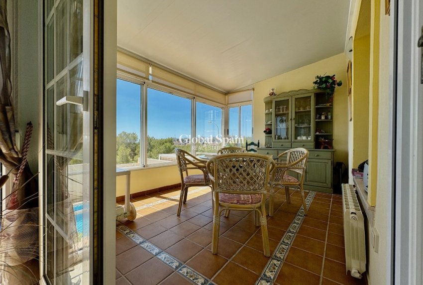 Odsprzedaż - Willa -
VILLAMARTÍN