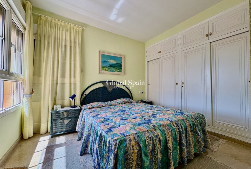 Odsprzedaż - Willa -
VILLAMARTÍN