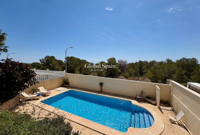 Odsprzedaż - Willa -
VILLAMARTÍN