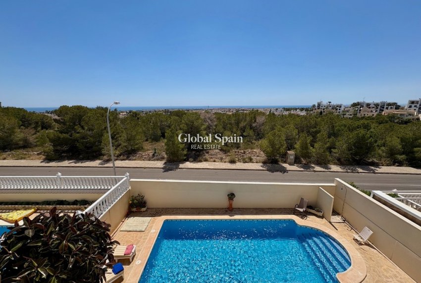 Odsprzedaż - Willa -
VILLAMARTÍN