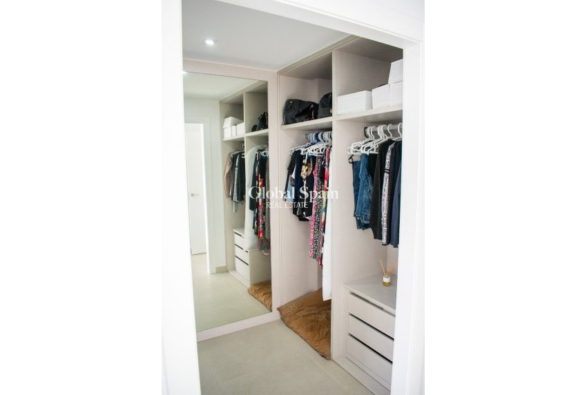 Odsprzedaż - WILLA  -
VISTABELLA GOLF  - 