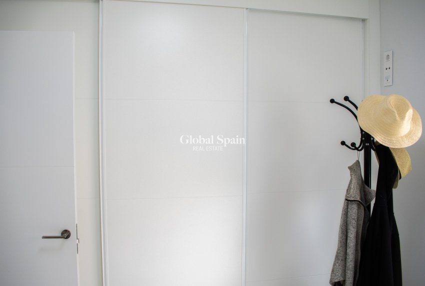 Odsprzedaż - WILLA  -
VISTABELLA GOLF  - 