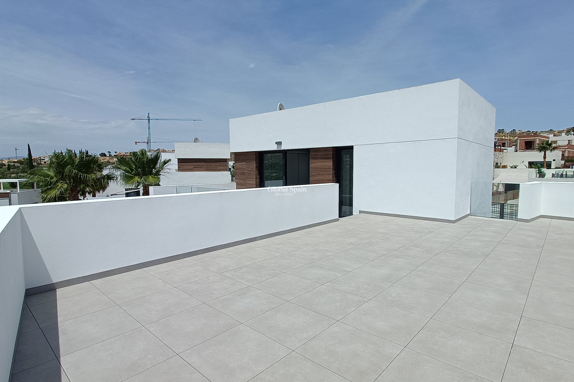 Odsprzedaż - Willa -
