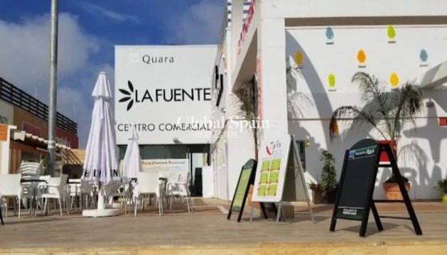 PARKEERPLAATS / GARAGE - Wederverkoop - La Fuente -
                La Fuente