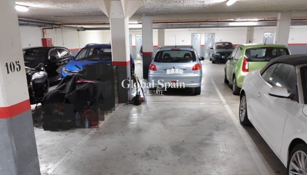 PARKING SPACE / GARAGE - Resale -
                VILLAJOYOSA - LH-17841