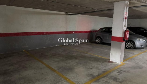 Parking Space / Garage - Venta - TORREVIEJA -
                Centro